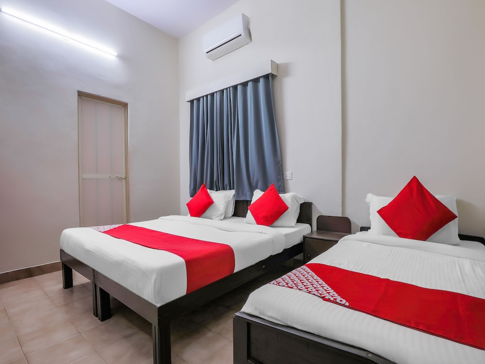 OYO 40265 Dom Joao Guest House view 2