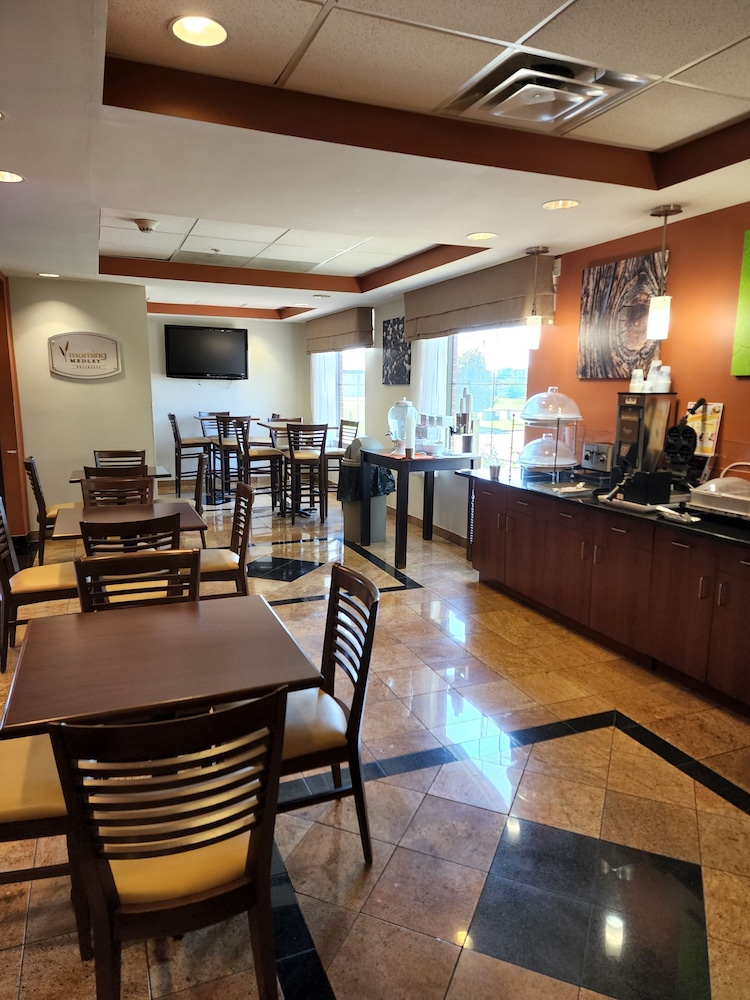 Dyersburg Vacations - Sleep Inn  Suites Dyersburg I-155 - Property Image 20