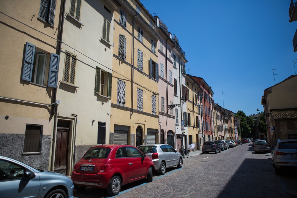 Centro Storico Oltretorrente Apartment view 4