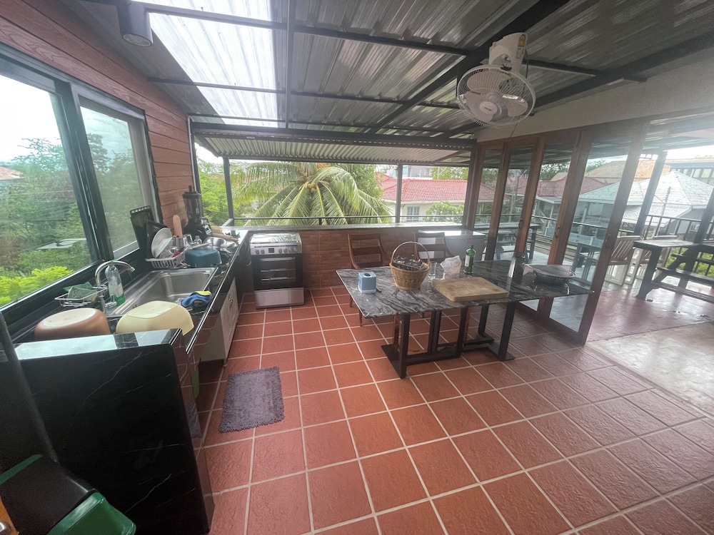 Golden Mango House