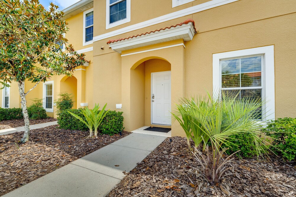 Kissimmee Rental w/ Hot Tub: 5 Mi to Disney World! view 3