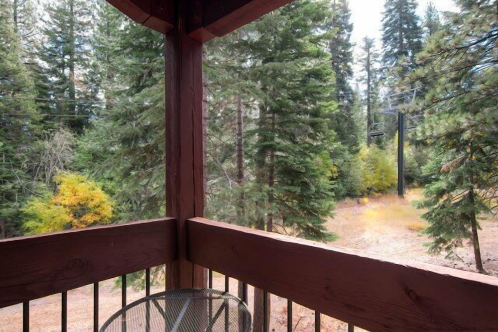 Lake Tahoe Vacations - Ski-in/ski-out Northstar Condo Near Lake Tahoe! - Property Image 6