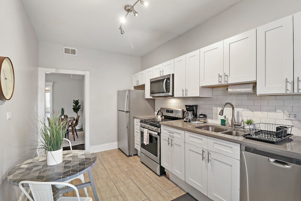 Complete 3BR - Blackstone 2