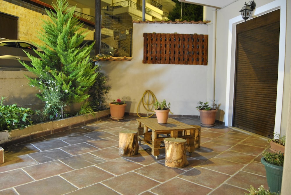 Photo 7