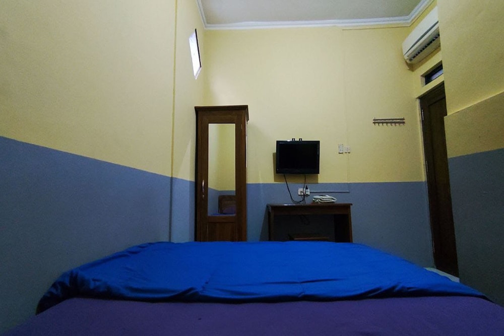 OYO 95060 Ahzafani Homestay Syariah