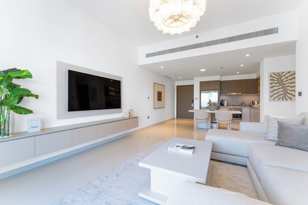 Designer 2BR Grand Bleu by Elie Saab