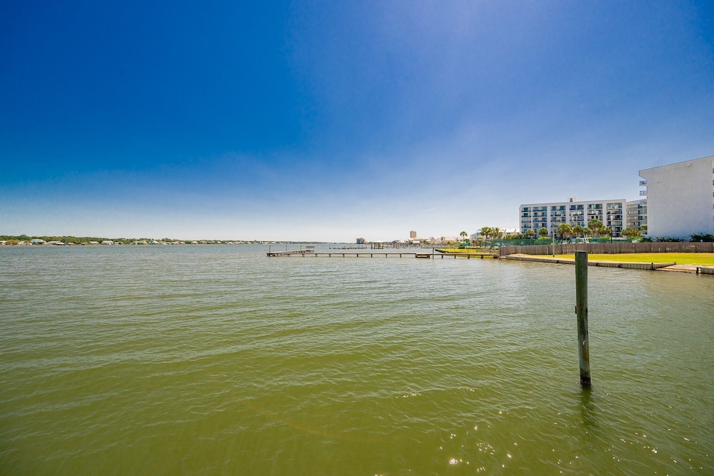 Sea Oats 105h 3 Bedroom Condo