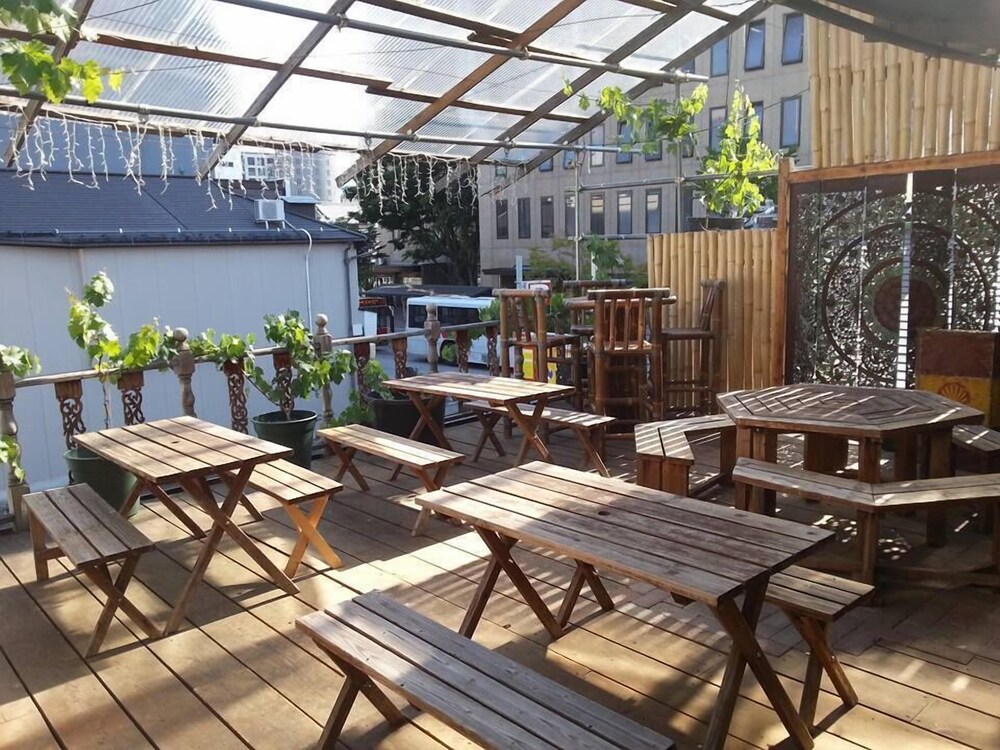 WORLDTRECK DINER & GUESTHOUSE - Pise - Hostel