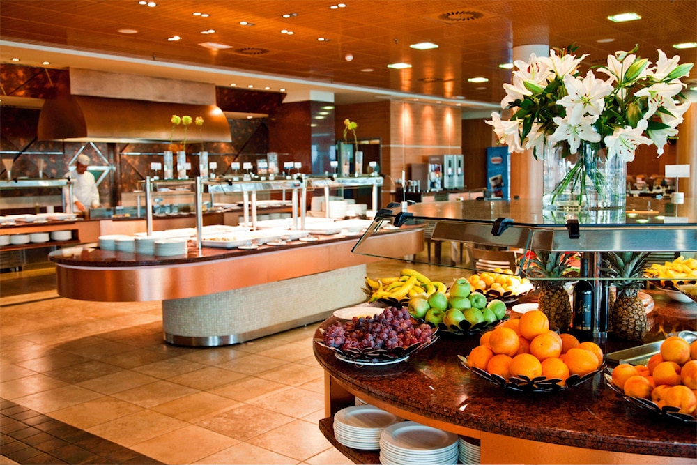 AR Diamante Beach Spa & Convention Center