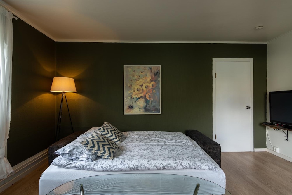 Bjarmó Guesthouse