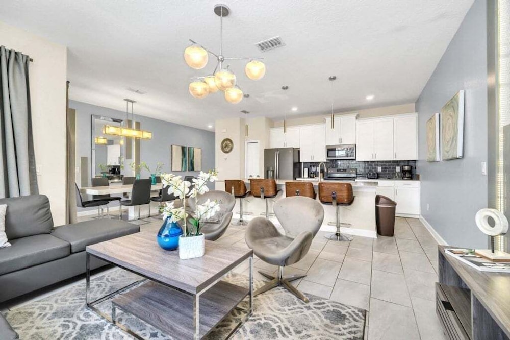 Retreat & Relax Screened In Pool Home Kid Rooms 4 Bedroom Townhouse