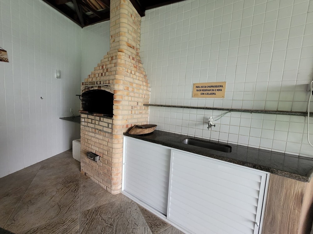 3-B Ap in Condo W/pool, 600m From the Beach Cee202