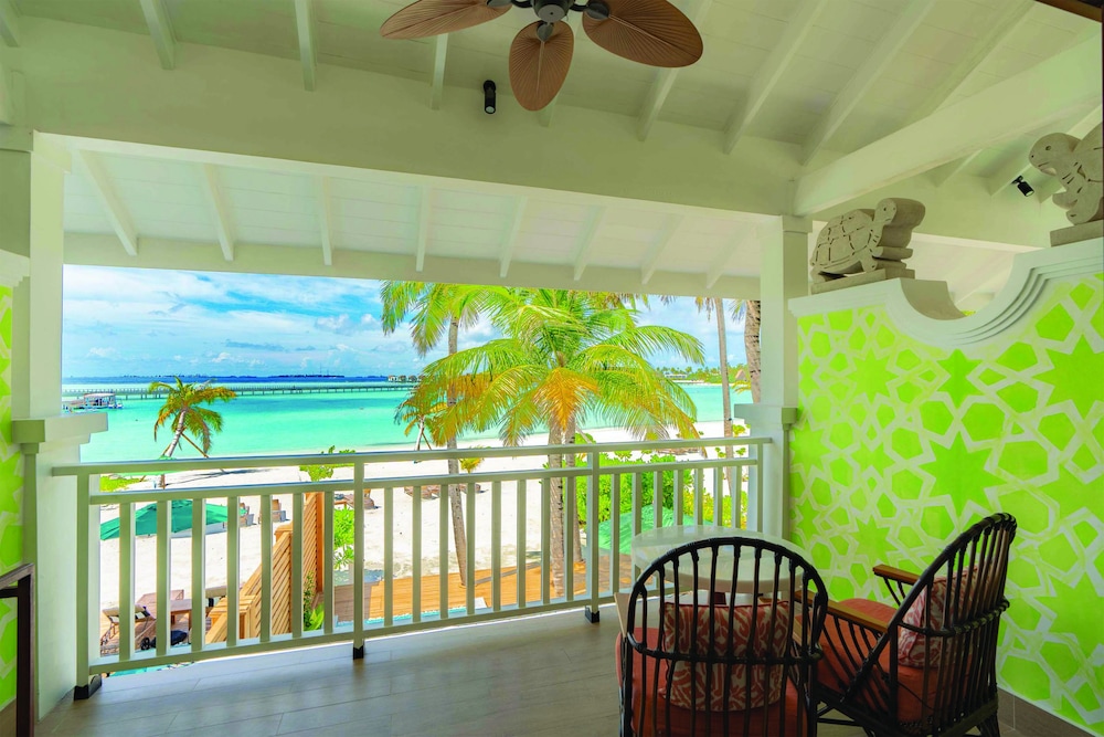 SAii Lagoon Maldives, Curio Collection By Hilton 65