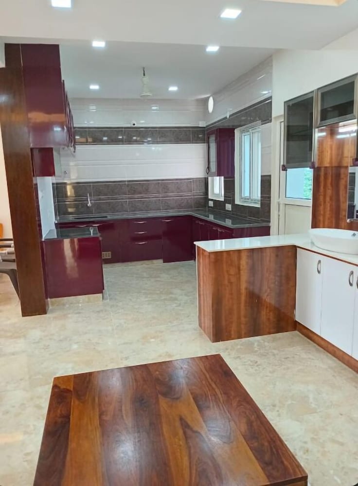SBHS Homestay - Sheshadri