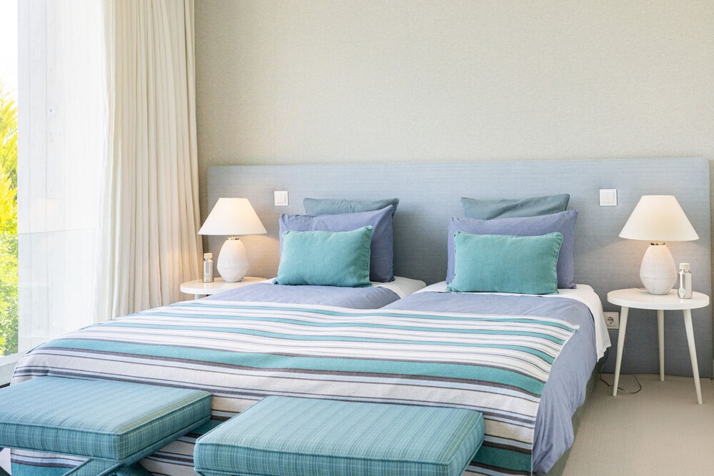 Troia Design Villa by Cadenzalux