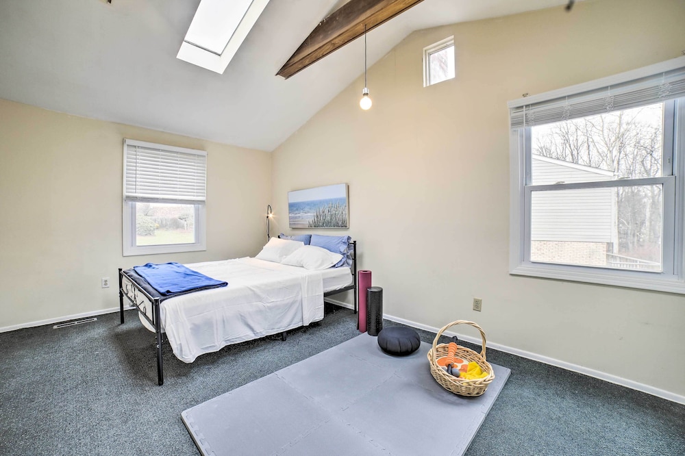 Charming Vacation Rental: 15 Mi to Pittsburgh - Property Image 23