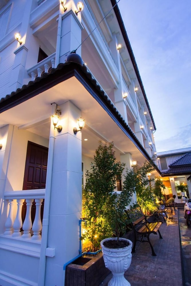 The Lion King Hotel