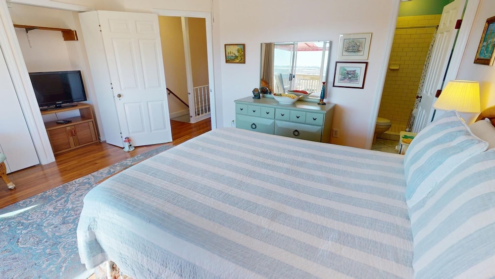 One Marsh Creek by Tybee Vacation Rentals