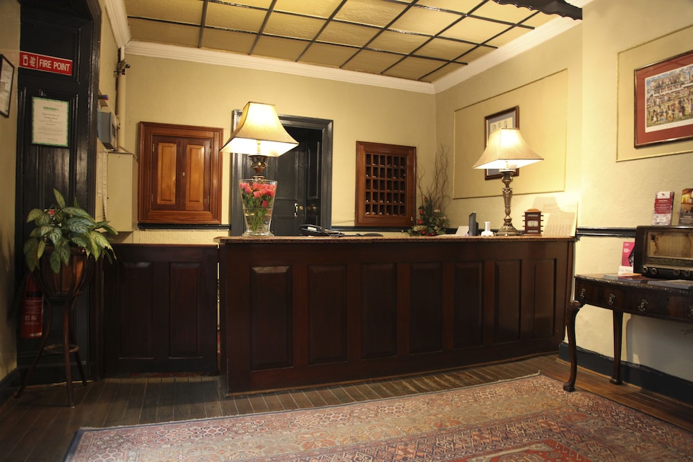 Kilkenny Vacations - The Club House Hotel - Property Image 10