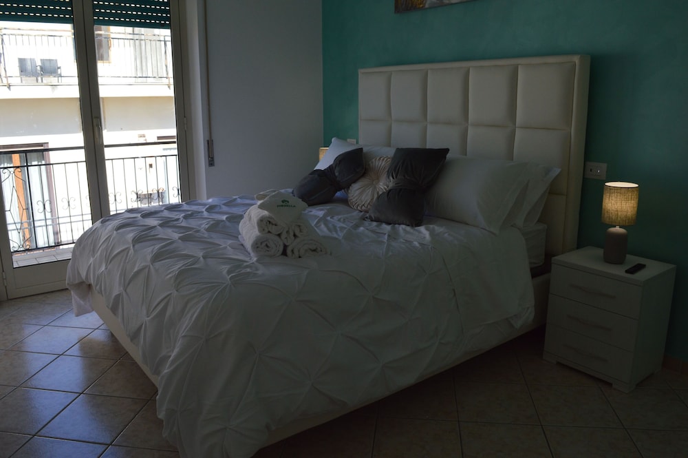 Emerella Guest House Siderno Beach