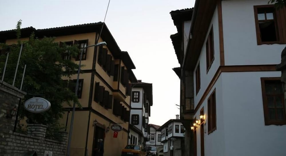 White House - Beyaz Konak