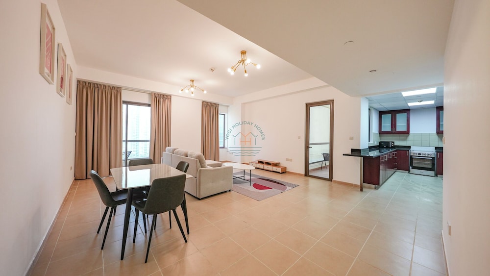Premium 1 BR Stunning Marina & Sea Views