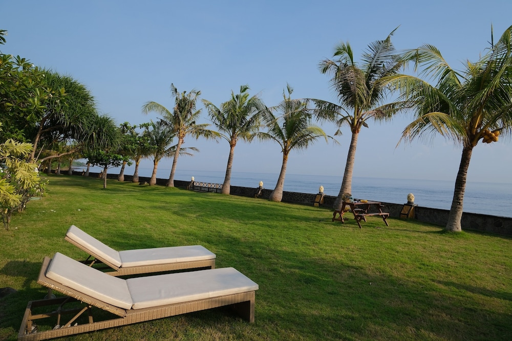 Retreat Villa Toraja Baturinggit view 2