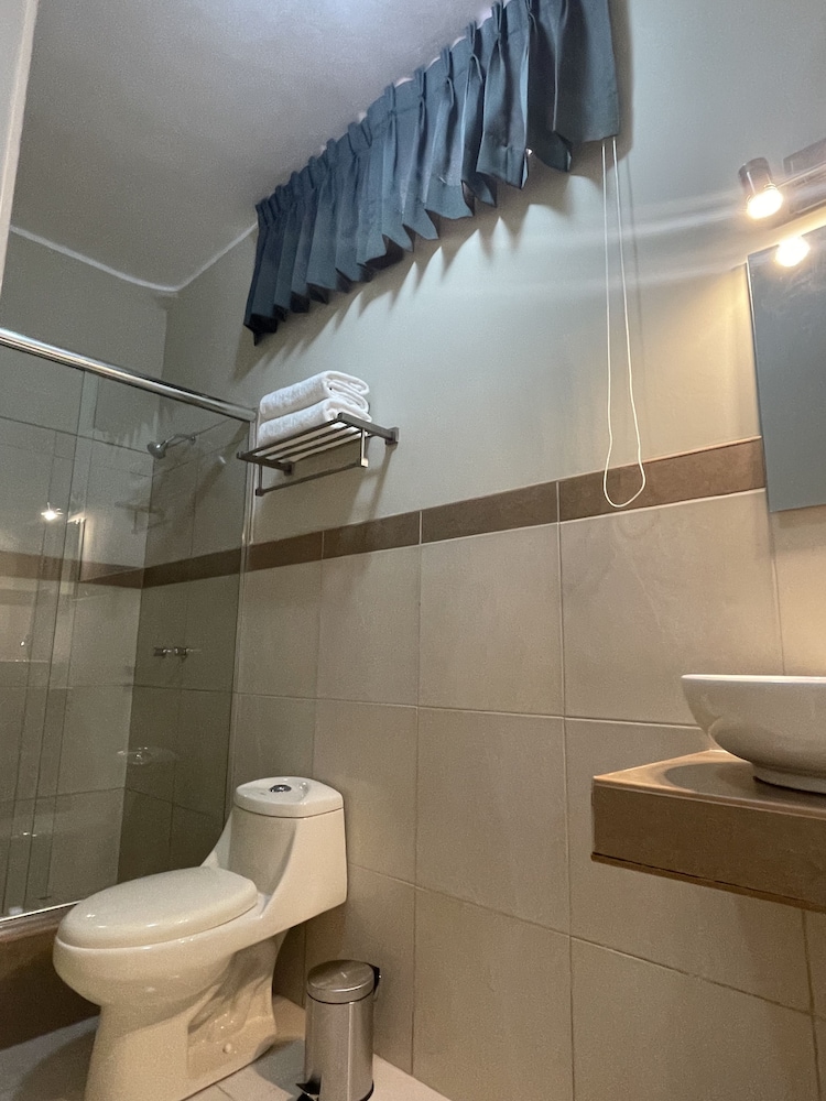 Hotel Calmelia