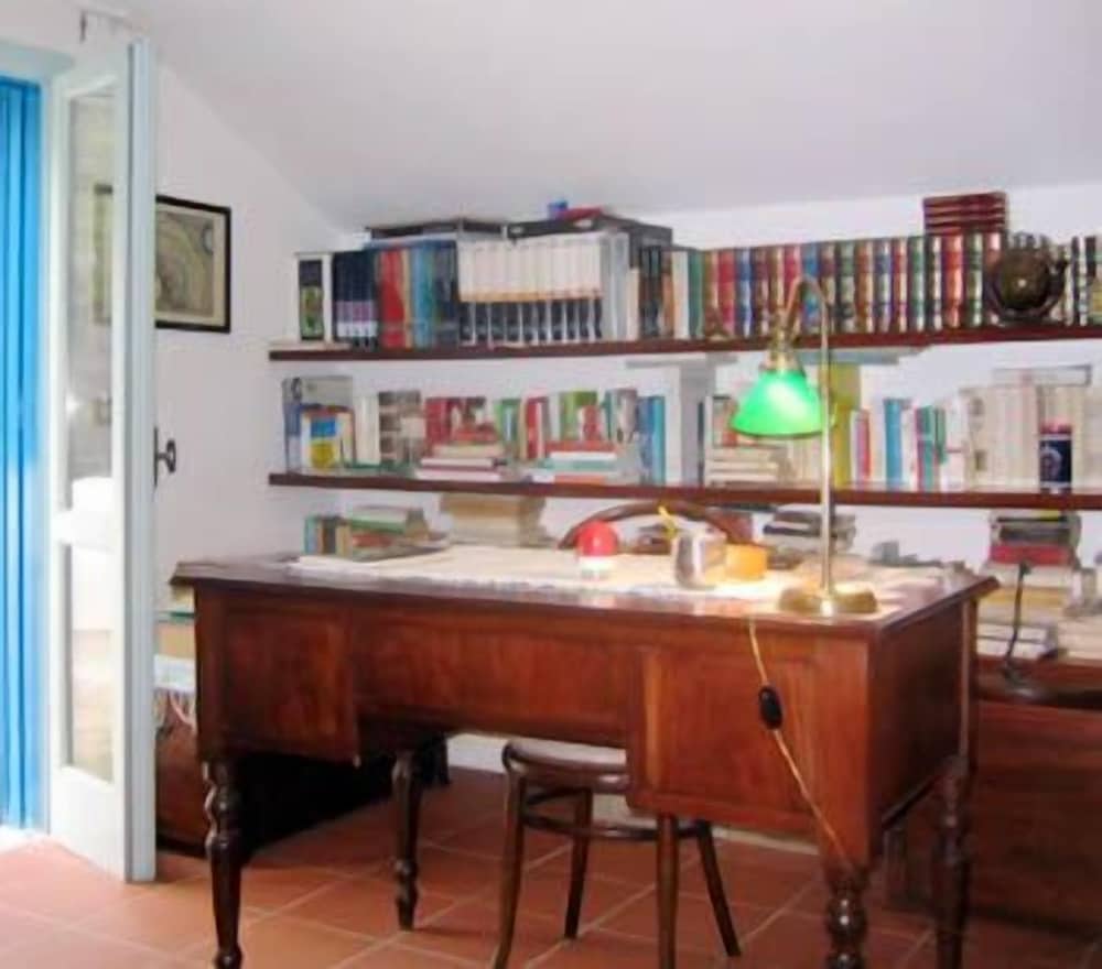 Li Spiri Bed & Breakfast view 2
