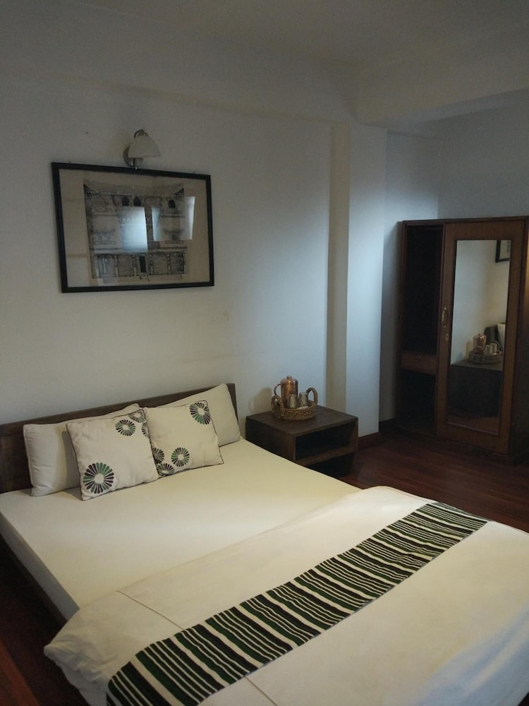 Peacock Guesthouse 2