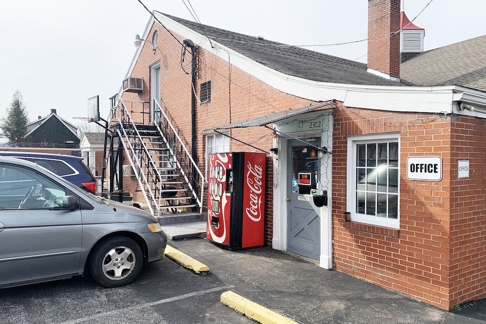 Four Keys Inn