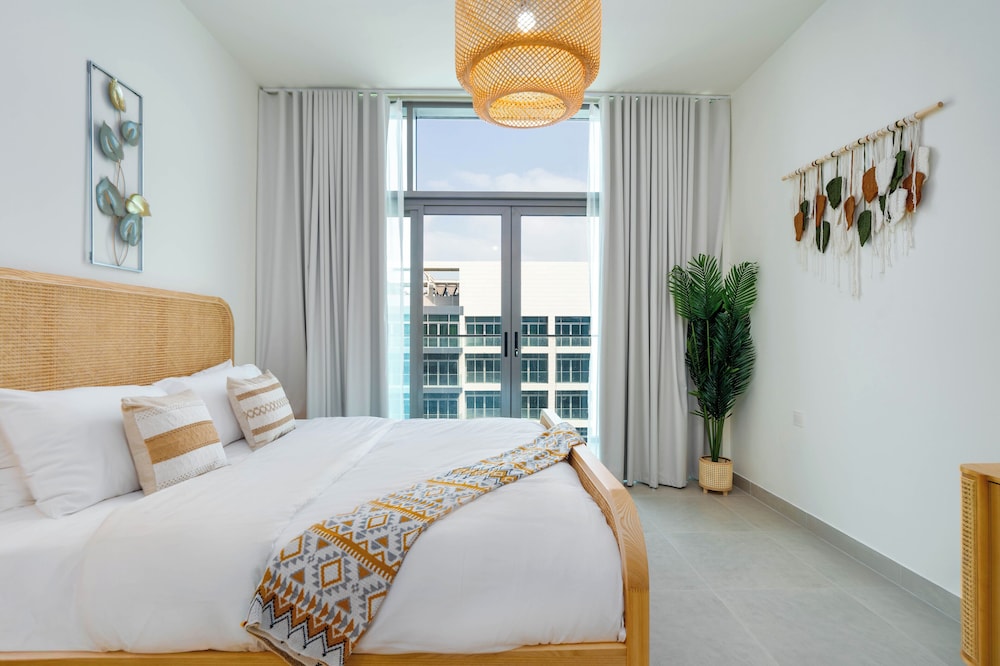 Park View Saadiyat Island close Yas Mall