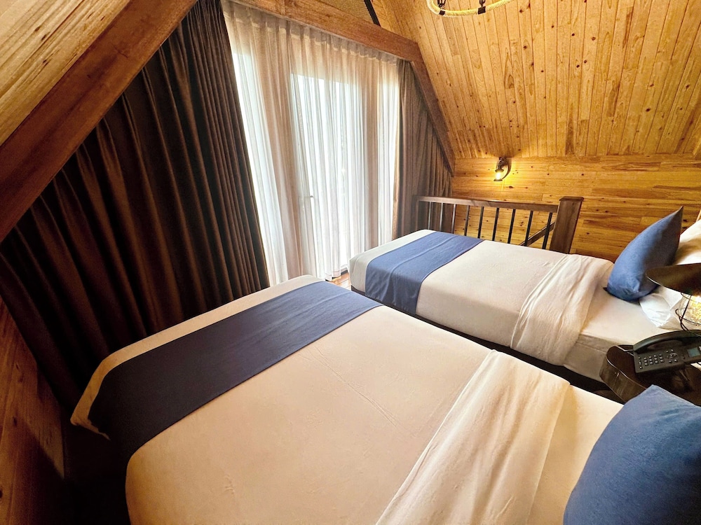 SAPA PINE HILL ECOLODGE