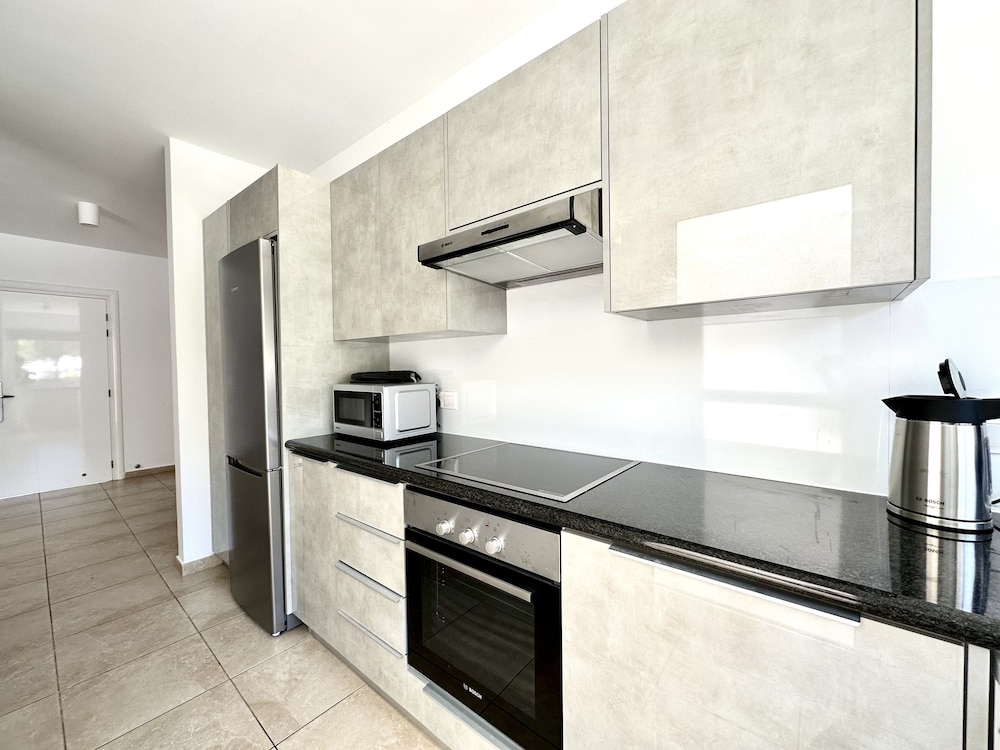 Paphos Vacations - Elysia Park - Property Image 35