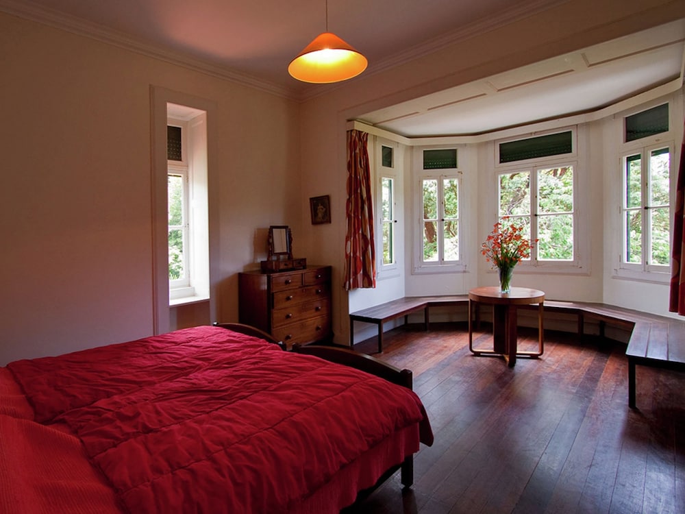 Villa Getaway in Santo Antonio da Serra view 2