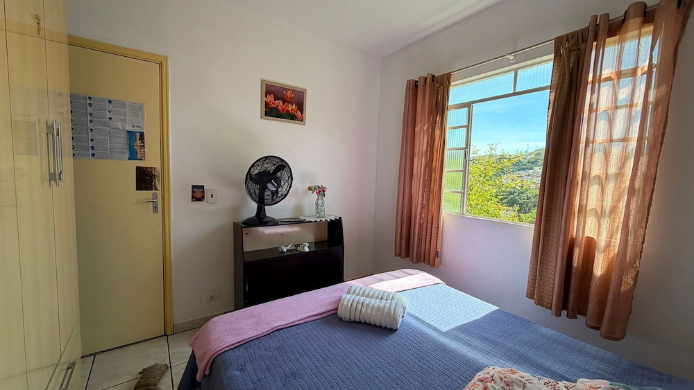 Casa Pet Friendly c 3 Quartos e Garagem no Jardim