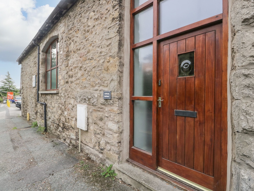 Coach House