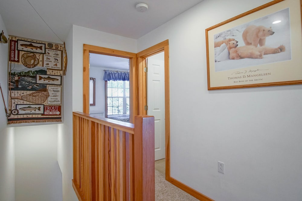 Camp 4 #2: 2 Bedrooms, 2.5 Baths: Slope Side, Gas Fireplace