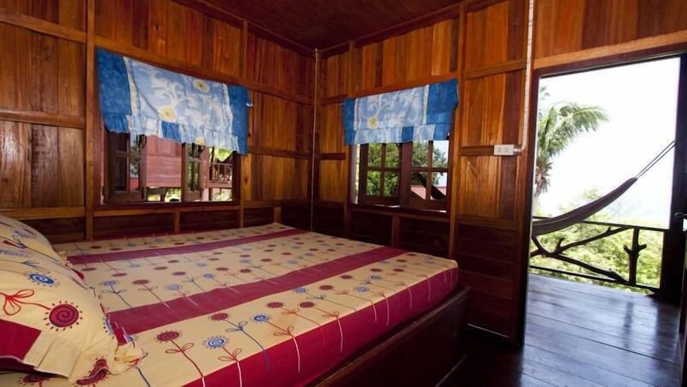J.B.Hut Bungalows