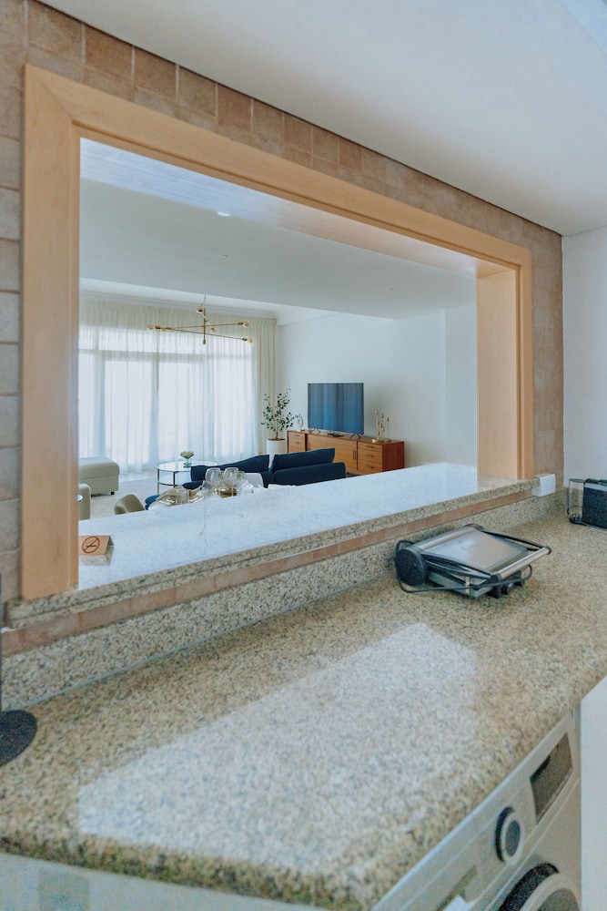 1BR with Ocean Views Palm Jumeirah