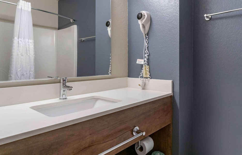 Fort Myers Vacations - Extended Stay America Premier Suites Port Charlotte I75 - Property Image 8