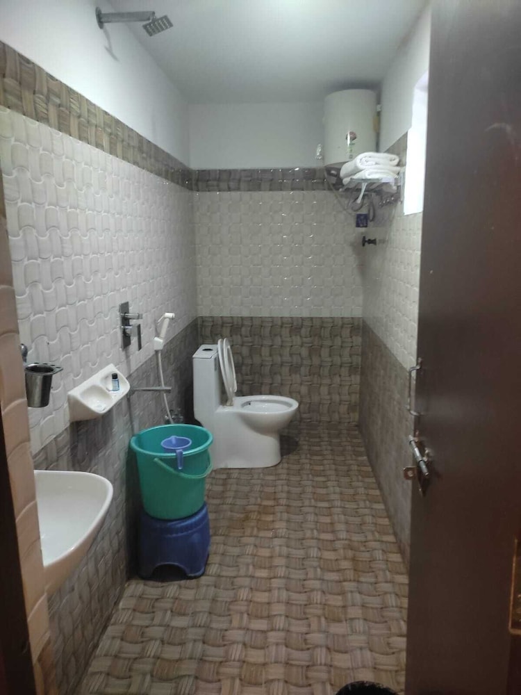 HOTEL NARMADA GRAND