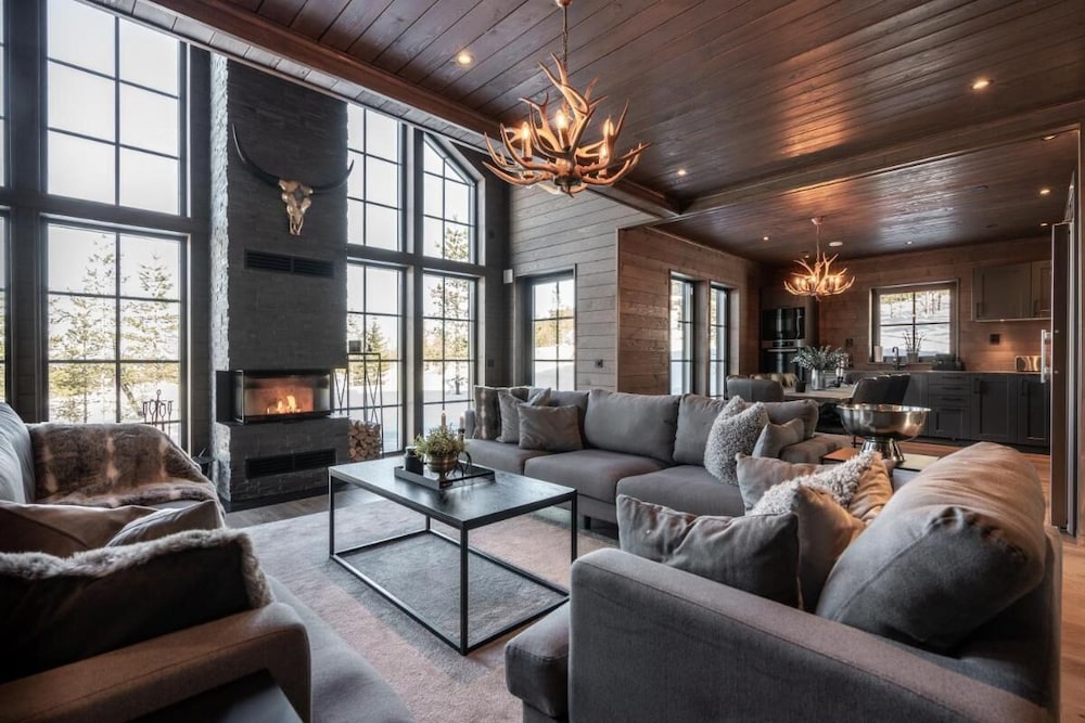 Idre Sky Mountain Lodge- Ski in Ski out