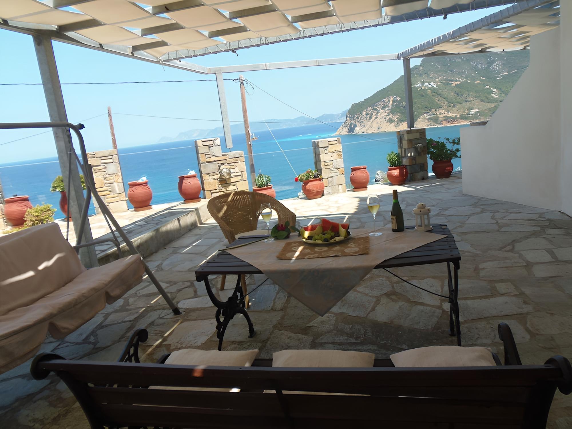 Studios Milos Skopelos view 3