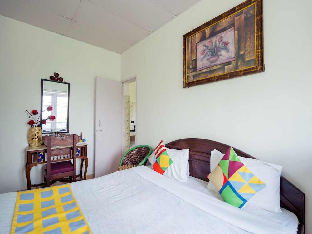 OYO 14133 Home Oak Cottage 1BHK Kempty Road