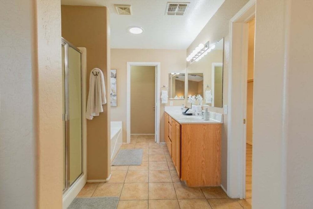 Casa Alessia 4br Home & Heated Pool 4 Bedroom Home