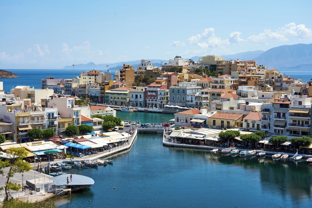 Notiko villas