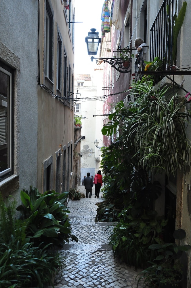 Xavier - Alfama River View by Team4You