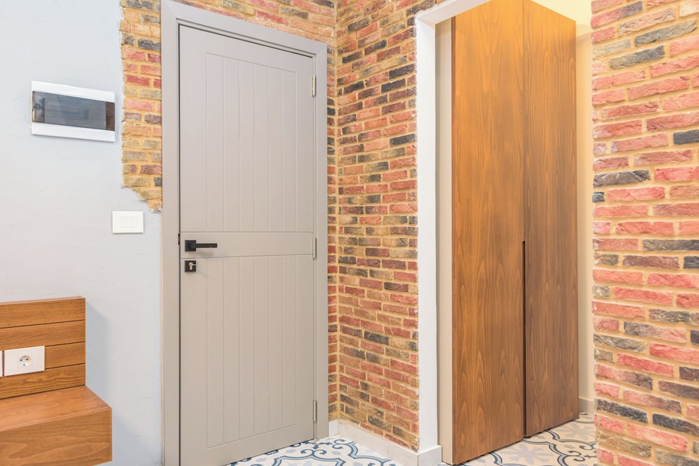 Stairway - Cozy Studios In Mar Mikhael
