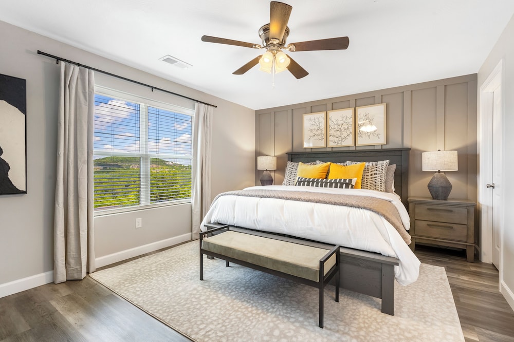 Earl Grey Escape - Chic 3 Bdr!